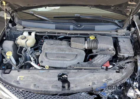 2019 Chrysler Pacifica Limited z USA, uszkodzony, nr VIN 2C4RC1GG7KR667440